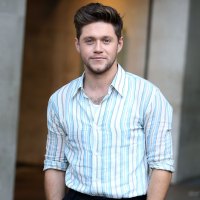 Watch Niall Horan Drop His Skincare Hacks in Viral Tutorial: 'You Either Want Good Skin or You Don't'