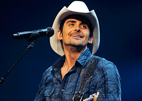 1261004216_brad paisley 206