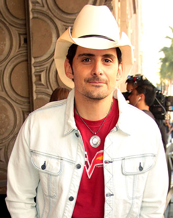 1343224726_brad paisley 441