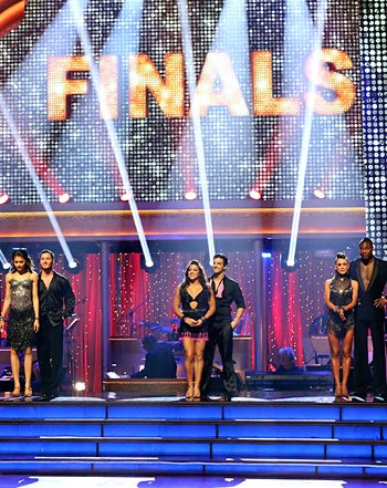 1369164268_derek hough kellie pickler jacoby jones karina smirnoff zendaya val chmerkovskiy aly raisman mark ballas 441 02