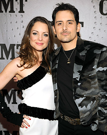 1383860498_kimberly brad paisley 350