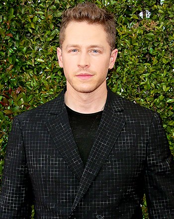 1430149532_josh dallas 441
