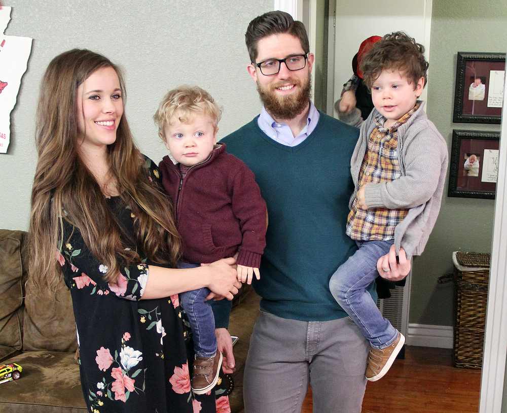 Jessa Duggar Welcomes Third Child Ben Seewald Spurgeon Henry