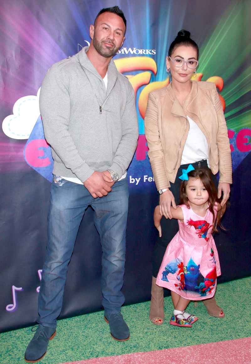 Roger-Mathews-Reacts-to-Jenni-JWoww-Farley-and-Zack-Carpinello