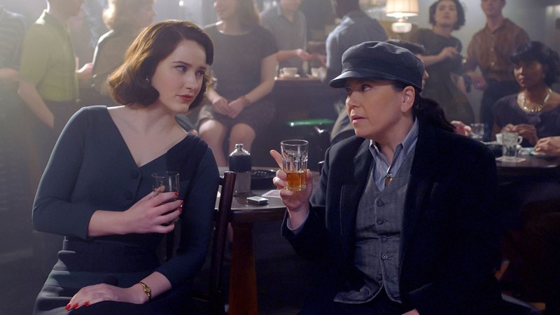 Why Gilmore Girls Lauren Graham Hasnt Joined The Marvelous Mrs Maisel Yet