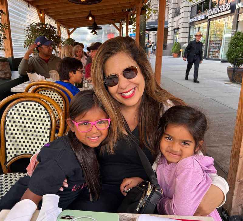 Hoda Kotb and Savannah Guthrie Share Advice for Limiting Kids’ Expectations Around the Holidays 154