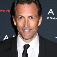 Andrew Shue