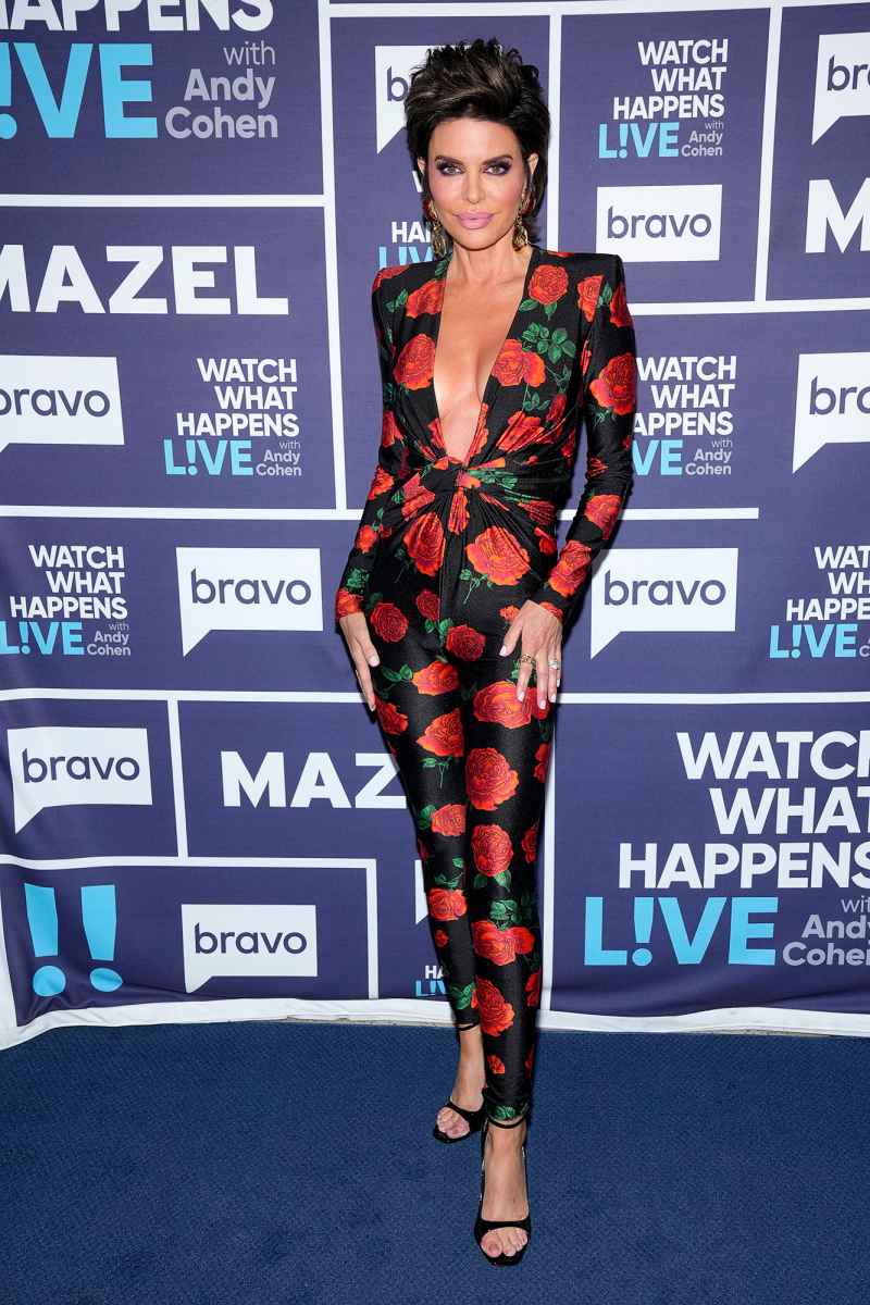 Lisa Rinna - 819 Watch What Happens Live With Andy Cohen - Season 19