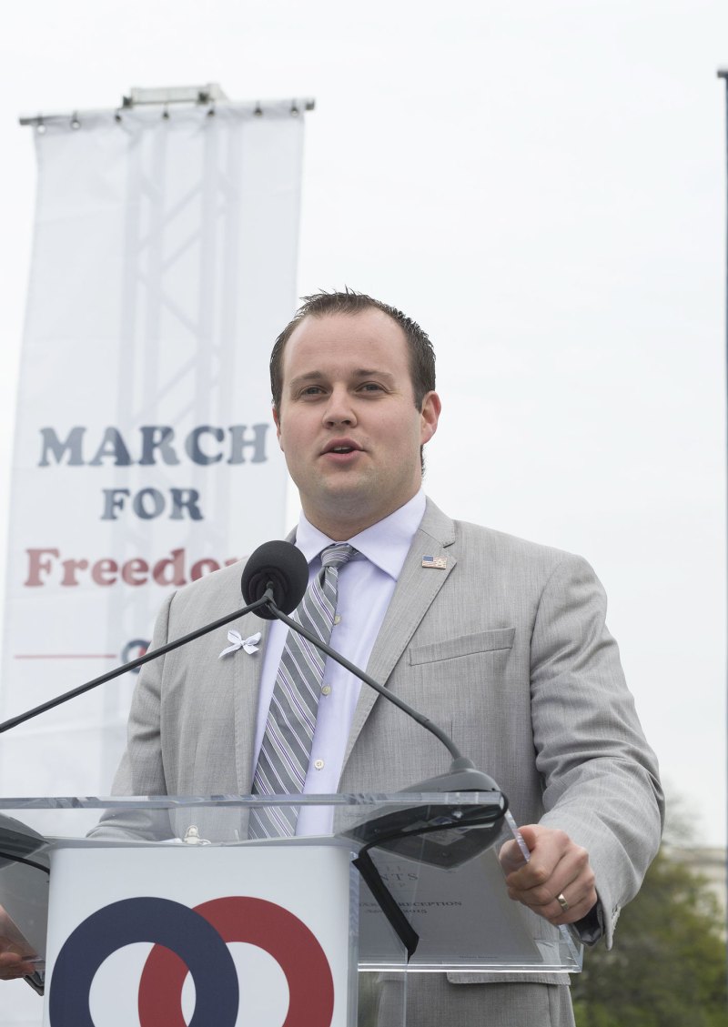Josh Duggar Responds to Past Child Molestation Allegations: Read the 19 Kids and Counting Star’s Statement