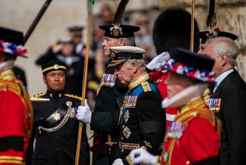 King Charles III's Sweetest Moments With Late Mother Queen Elizabeth II Through the Years- Photos - 297