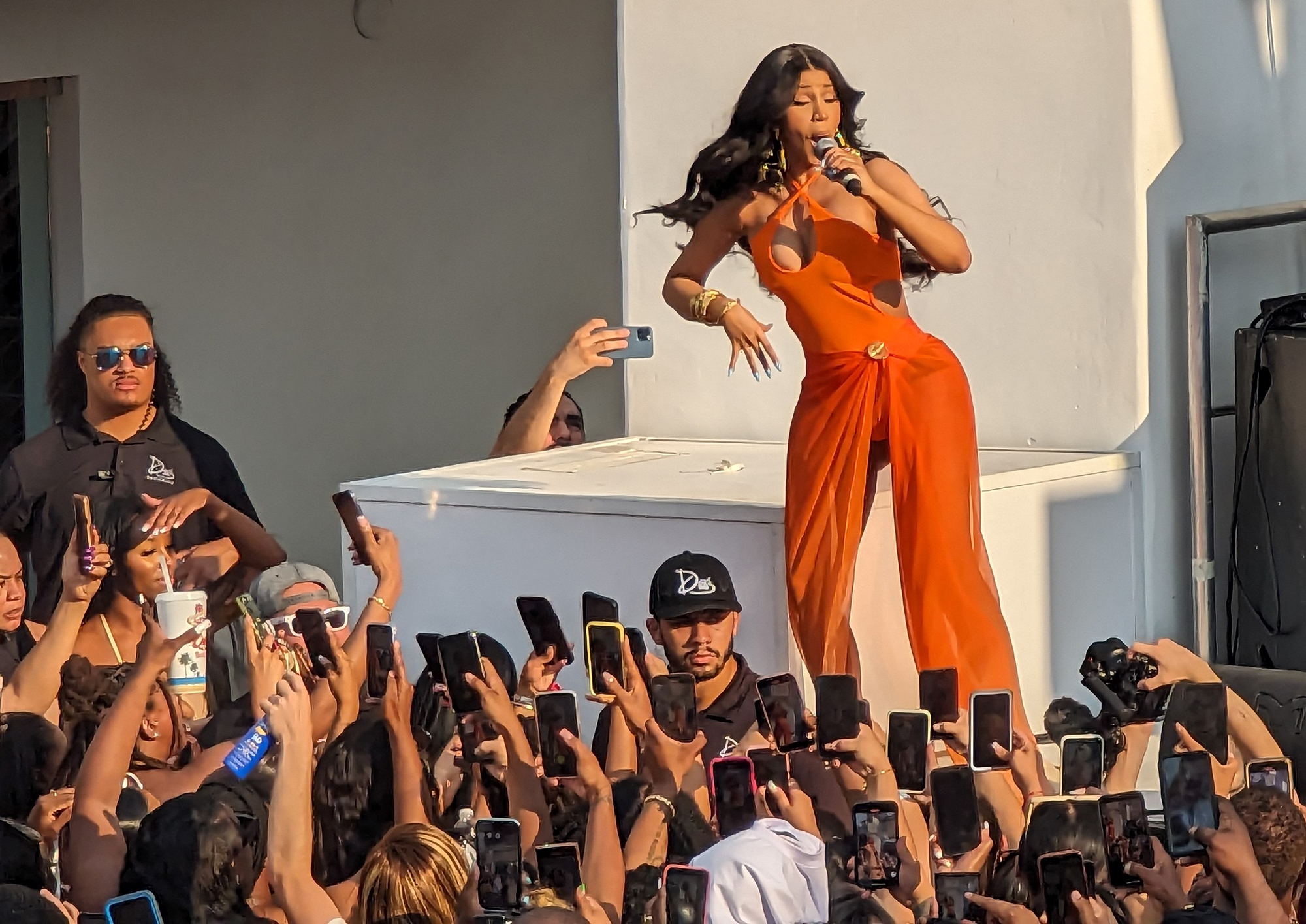 Cardi B S Fiery Confrontation Watch What Happens When A Concertgoer
