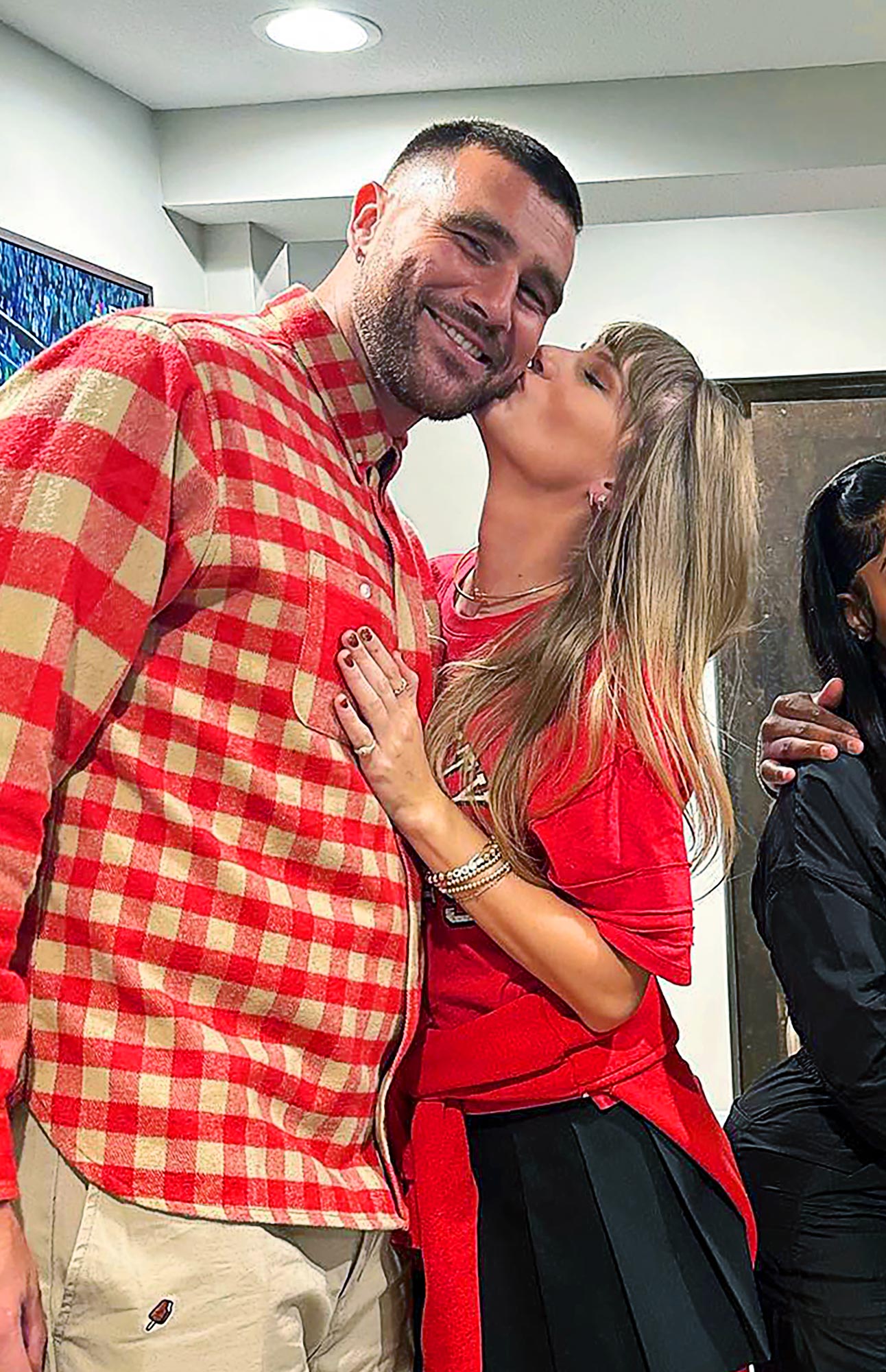 Taylor Swift and Travis Kelce’s Relationship Timeline