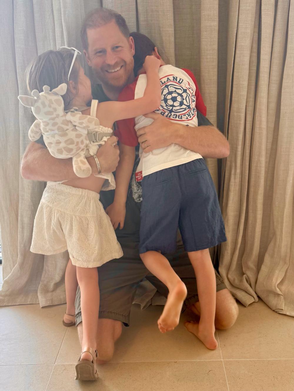 Meghan-Markle-IG-of-Harry-and-Kids_728025395_18043886717800310_1971581702565036451_n