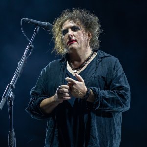 GettyImages-1175559652 robert smith blasts world cup halftime show