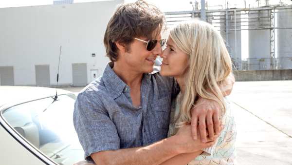 Tom Cruise and Sarah Wright in American Made