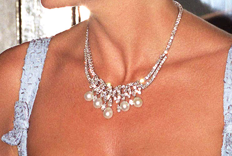 Princess Diana's Personally Designed Jewelry Suite Could Fetch $15M - JCK