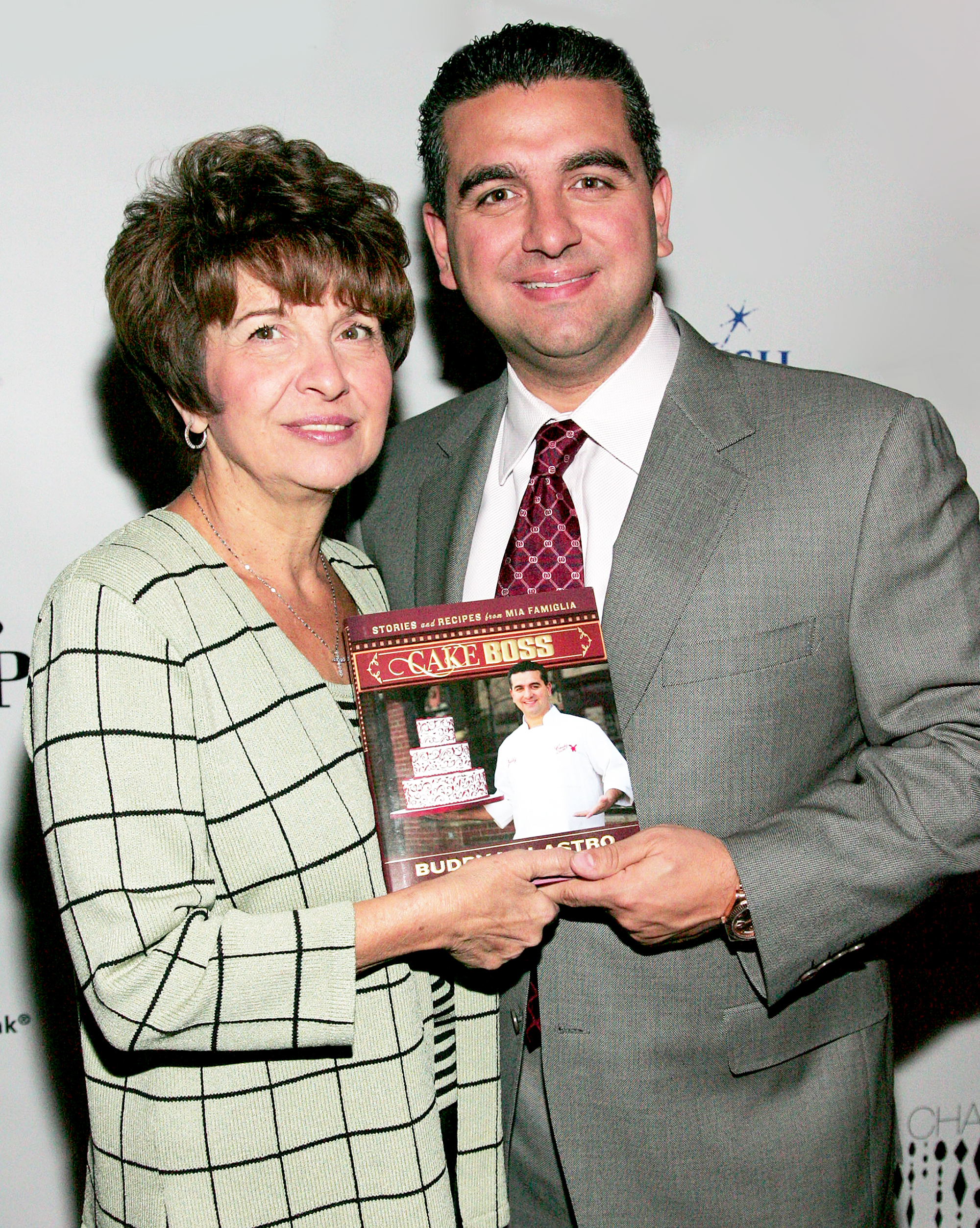 Who Is Buddy Valastro's Wife Lisa Valastro? Meet His Spouse