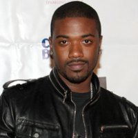 1251211624ray_j_290x206