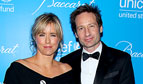 1309311195_david duchovny tea leoni 143
