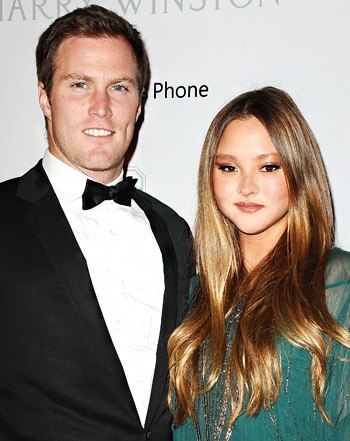 1360702952_james bailey devon aoki 441