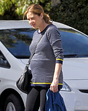 1393531618_jenna fischer 441