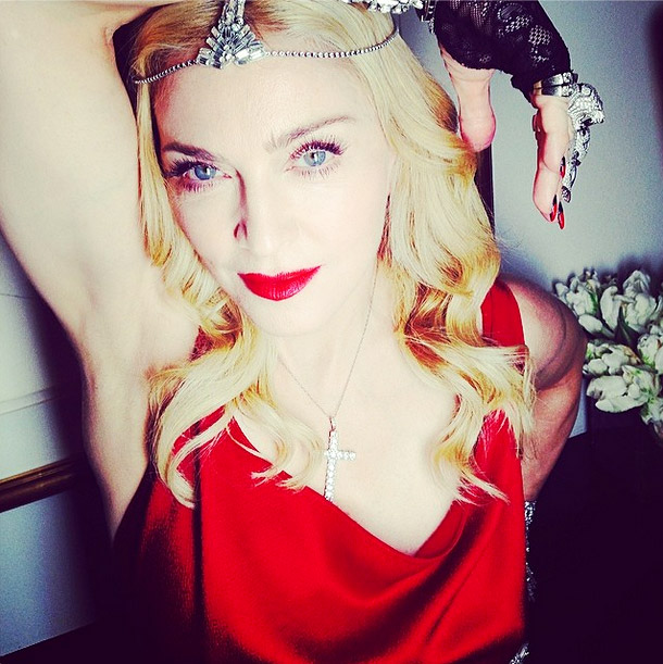 Madonna Oscars After Party Singer Wears 1,000 Carats of Diamonds