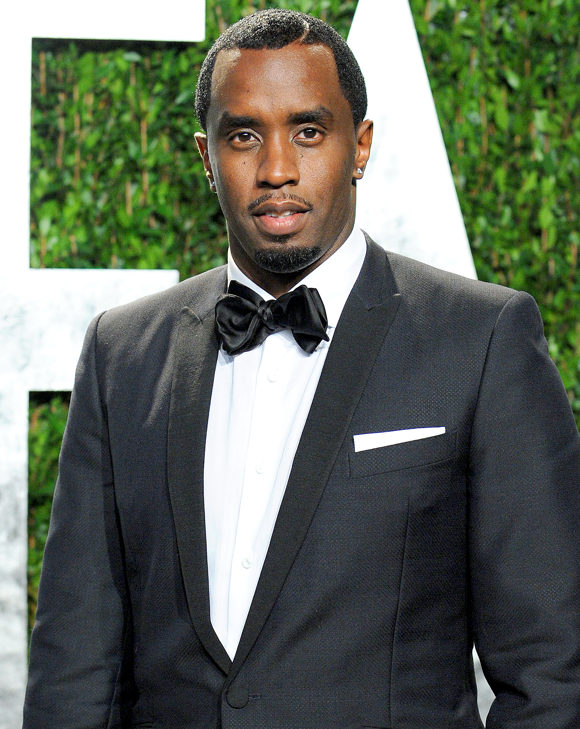 Diddy wants to buy the Panthers and sign Colin Kaepernick