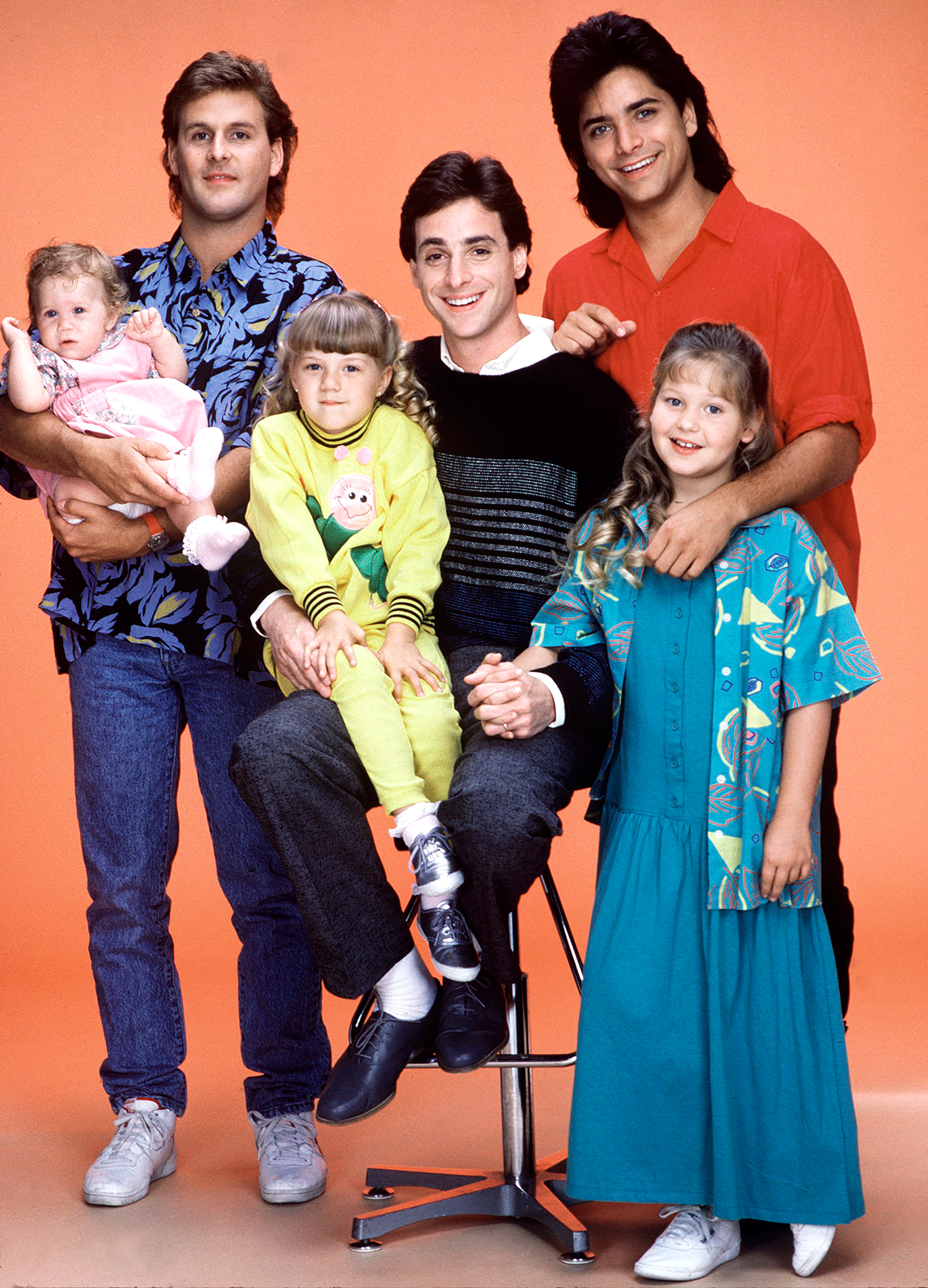 Full House Celebrates 27th Anniversary See The Cast S 90s Fashion