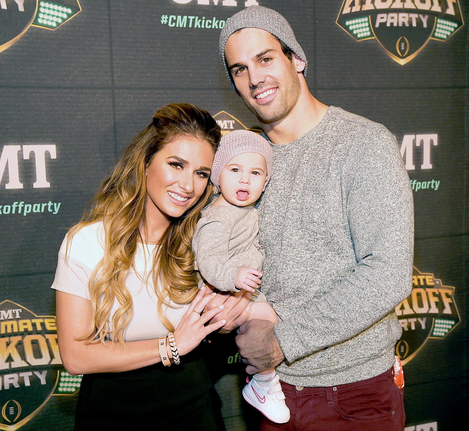 Jessie James Decker Pregnant Expecting Second