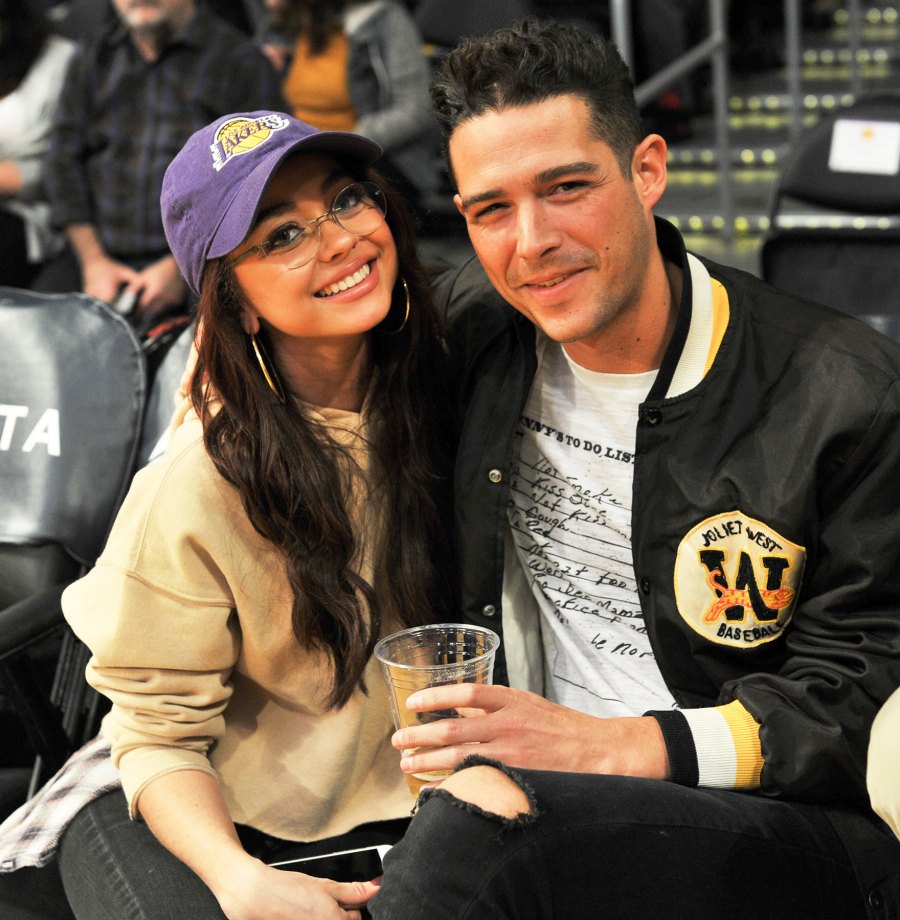 Sarah Hyland and BF Wells Adams Sit Courtside at Lakers Game