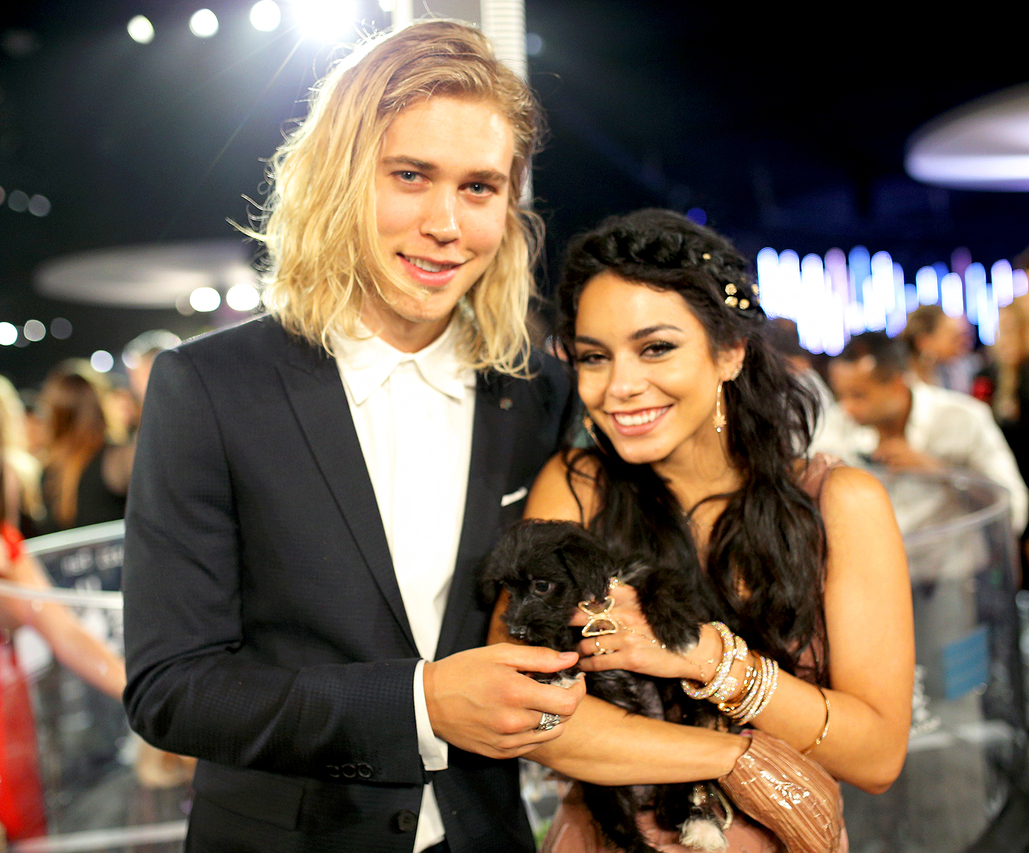 are austin butler and vanessa hudgens married