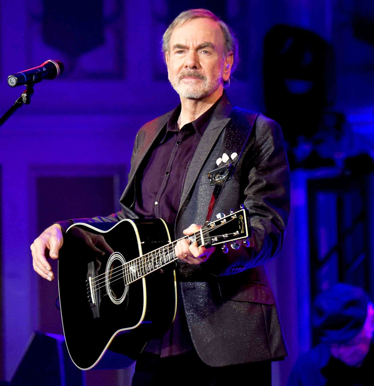 Neil Diamond Says Parkinson's Means He Can't Tour Again — Best Life