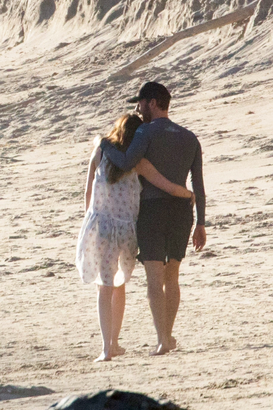 Chris Martin Dakota Johnson Have Malibu Beach Date Pics 