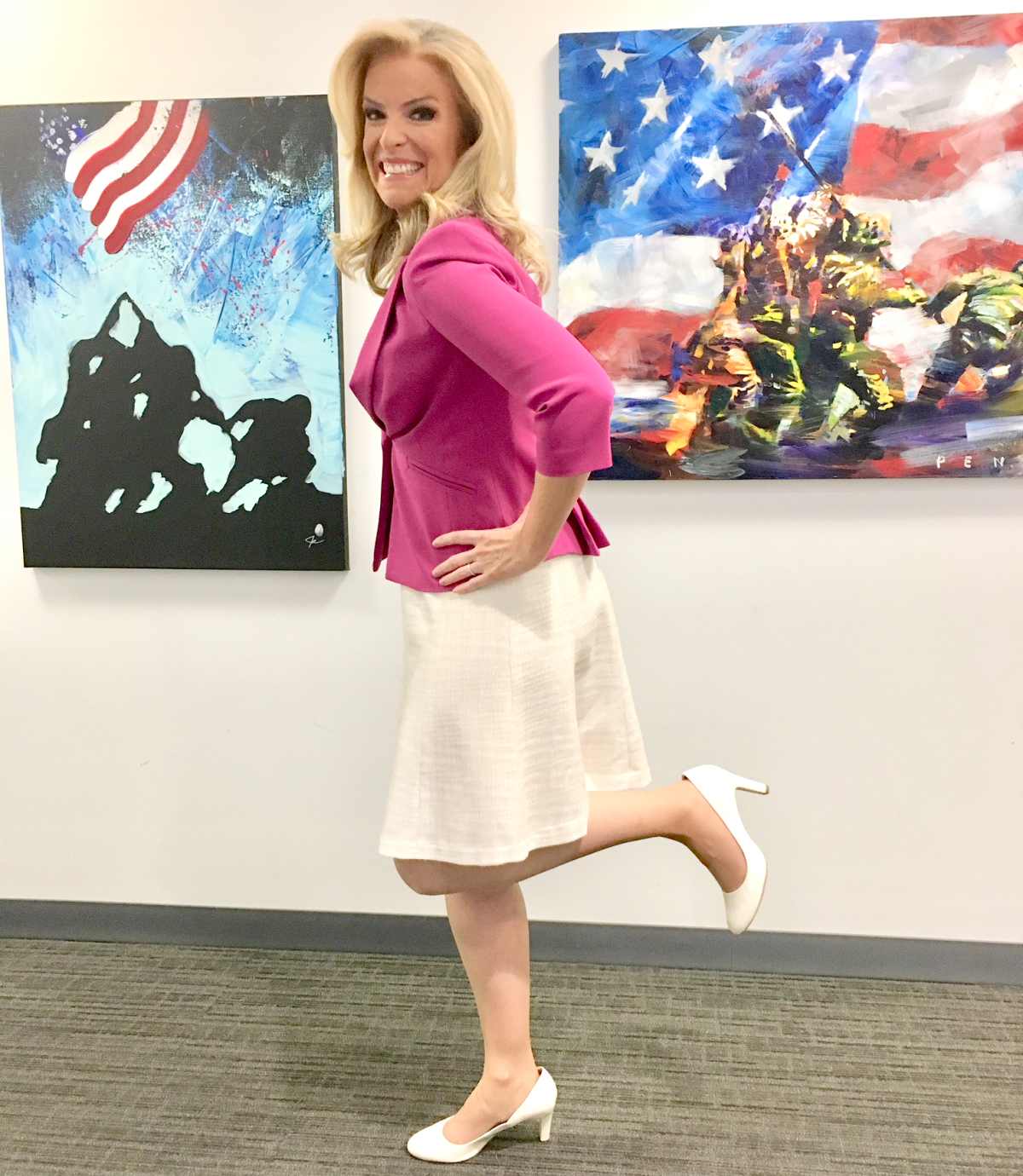 Janice Dean Responds to Troll Who Criticized Her Legs | Us Weekly