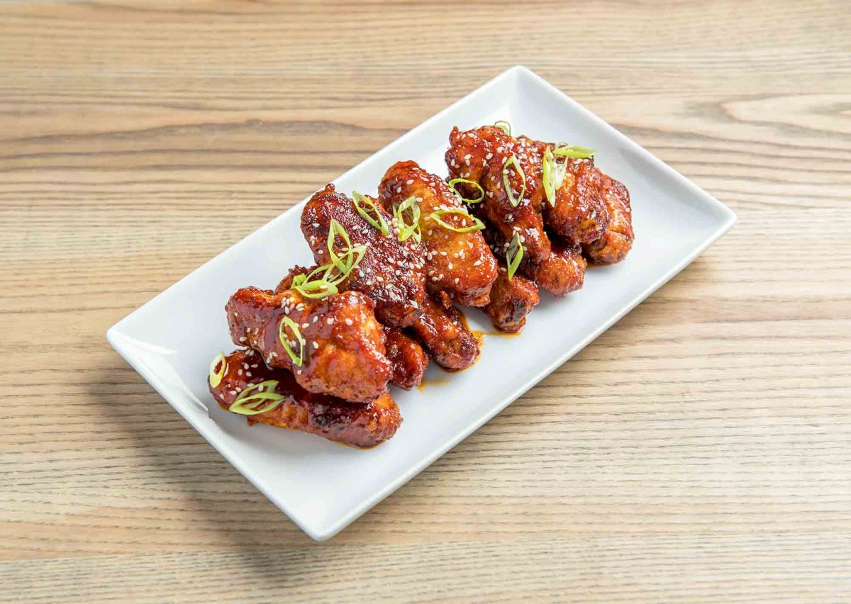 Adrienne Cheatham of 'Top Chef' Shares Spicy BBQ Wing Recipe | Us Weekly