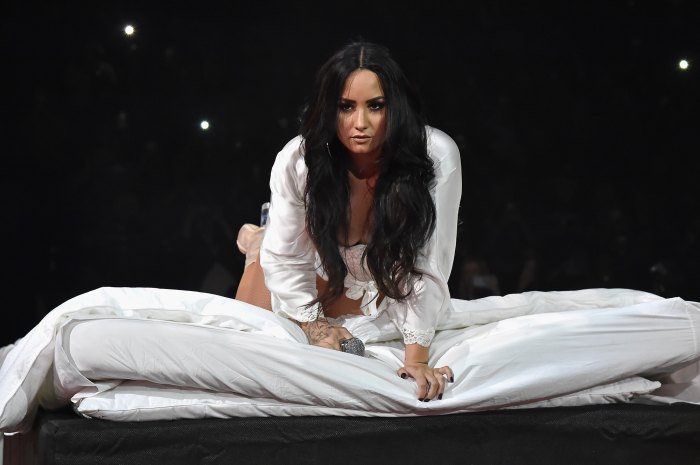 Demi Lovato Straddles, Kisses Kehlani Onstage: Video