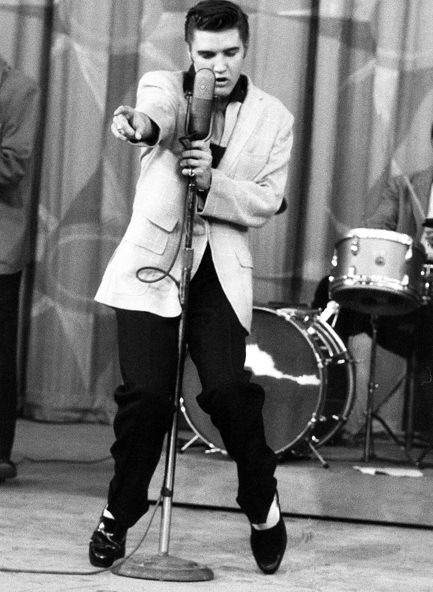 'Elvis Presley: The Searcher' Reveals Mystery Behind the King