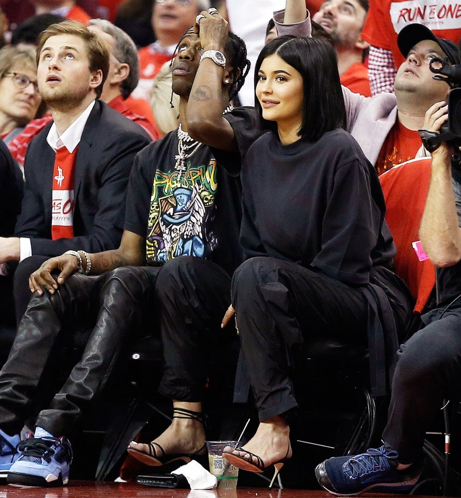 Kylie Jenner, Travis Scott Sit Courtside at Basketball Game: Photos