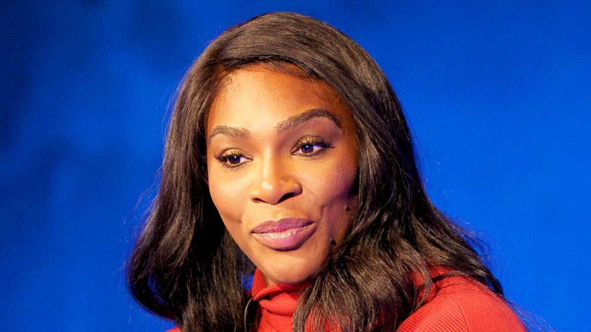 Serena Williams Reveals Why Her Dad Dropped Out of Walking Her Down the  Aisle One Hour Before Wedding