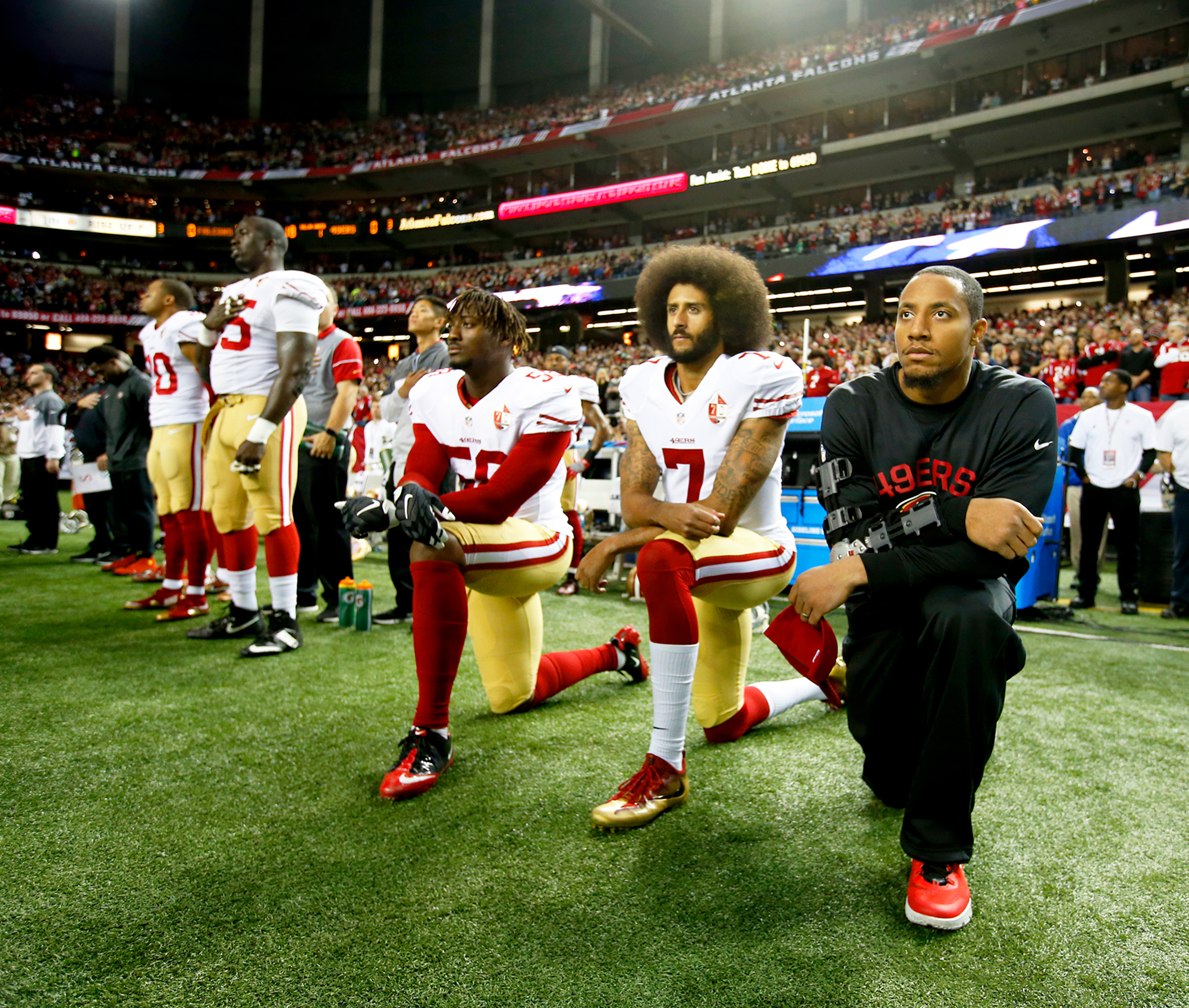 NFL to Fine Players Who Kneel on Field During National Anthem