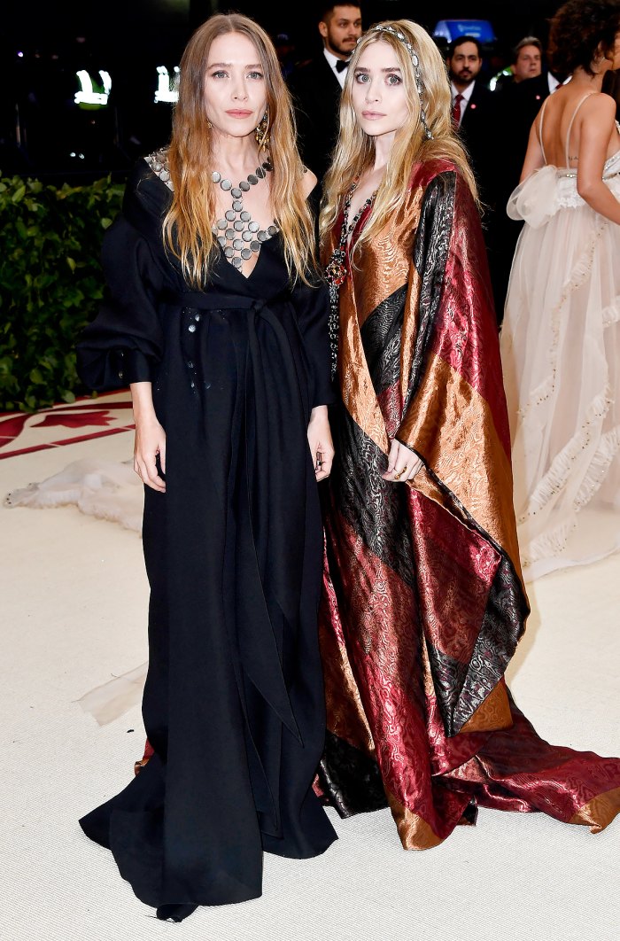 Met Gala 2018: Mary-Kate, Ashley Olsen Walk Red Carpet Together