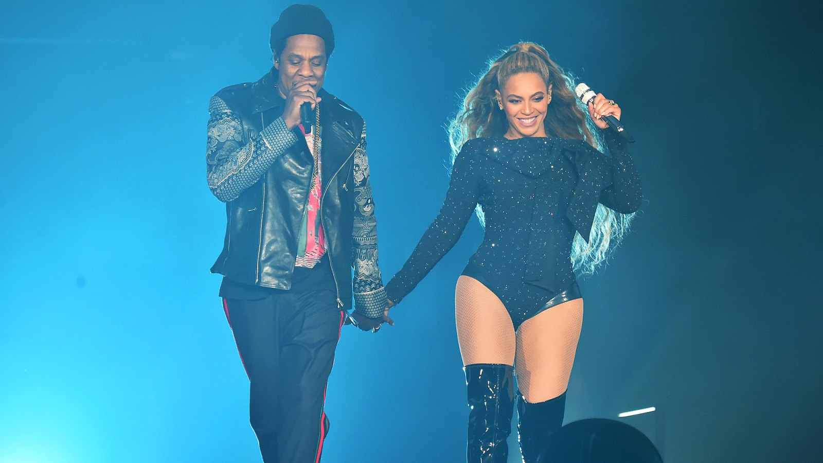 Hot Beyonce Knowles Porn - Beyonce and Jay Z Pose Nude in New Tour Book Pics