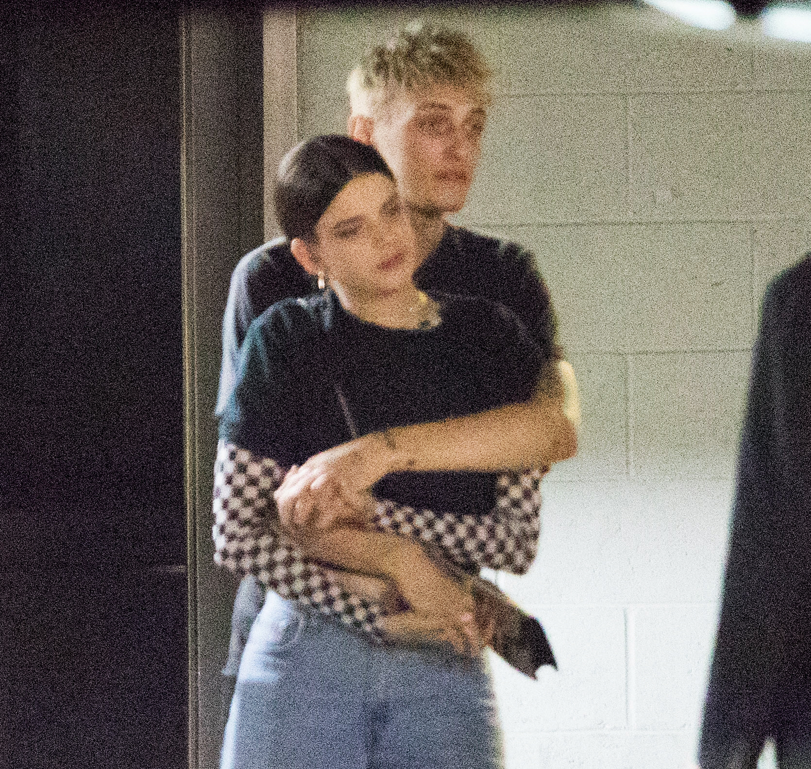 Kendall Jenner Anwar Hadid Are Friendly After Makeout