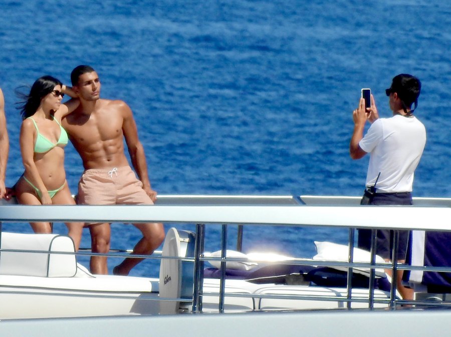 Kourtney-Kardashian-Younes-Bendjima-boat