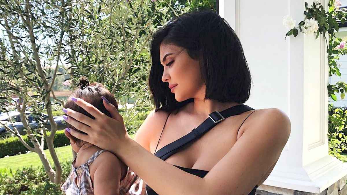 Kylie Jenner using Fendi stroller: photos prove she is most