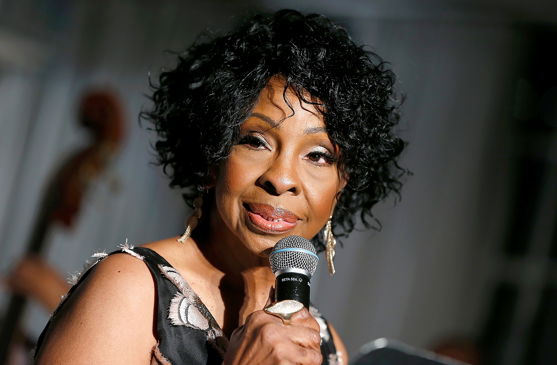 Gladys Knight Reveals She Is A Breast Cancer Survivor