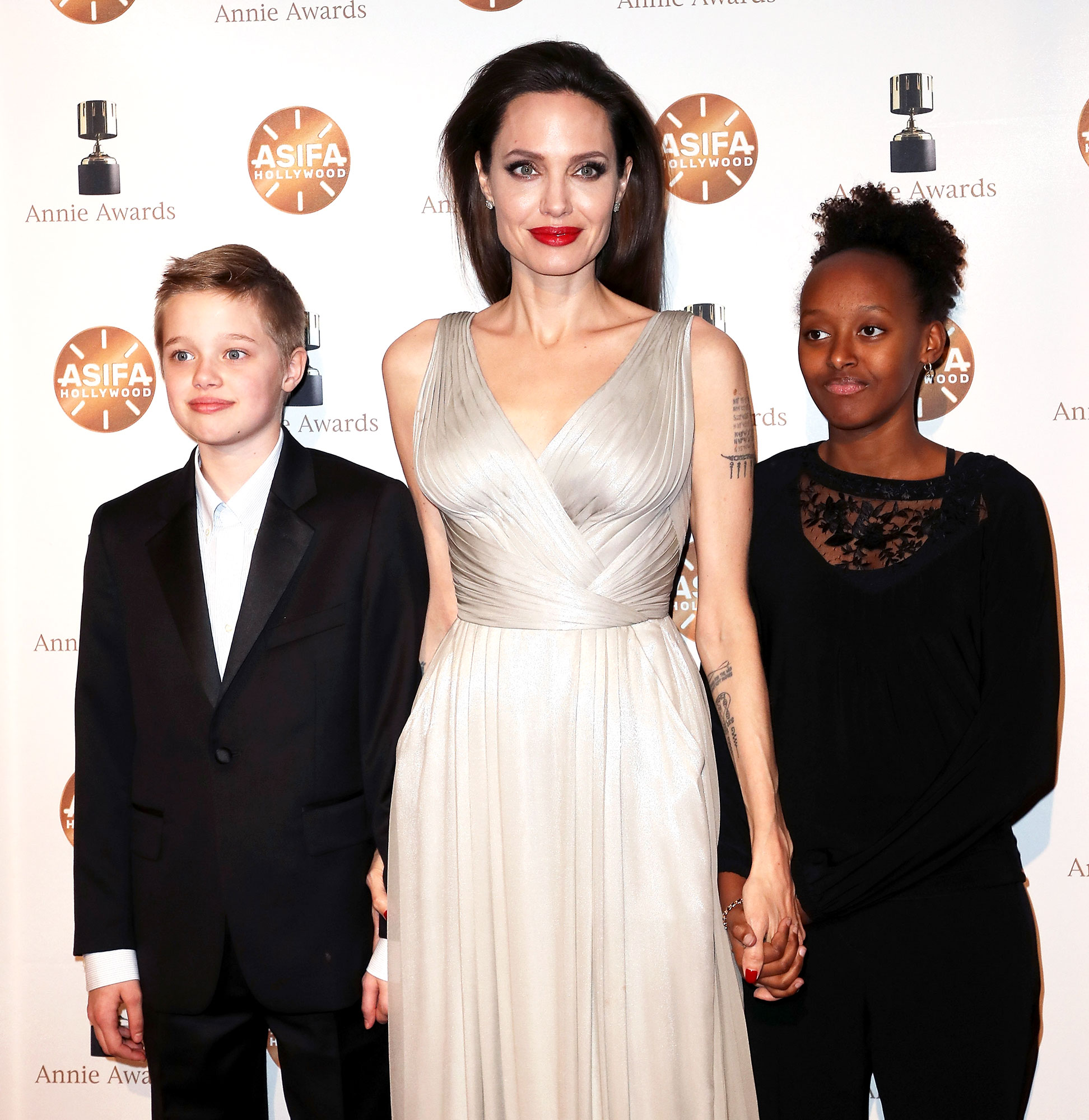 Angelina Jolie and her daughter Zahara stop by Foxtail Salon for a few  items while out