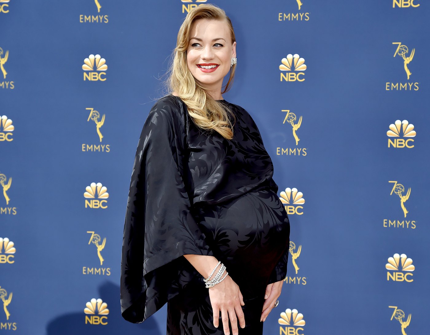 Emmys 2018: Yvonne Strahovski Accidentally Reveals Sex of Baby