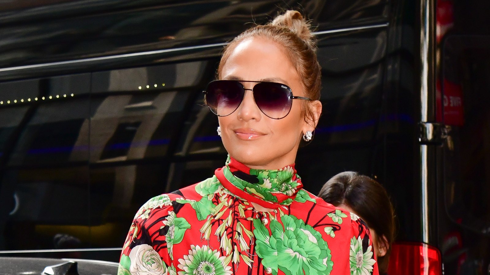 Where To Shop Jennifer Lopez's Chic And Affordable Sunnies