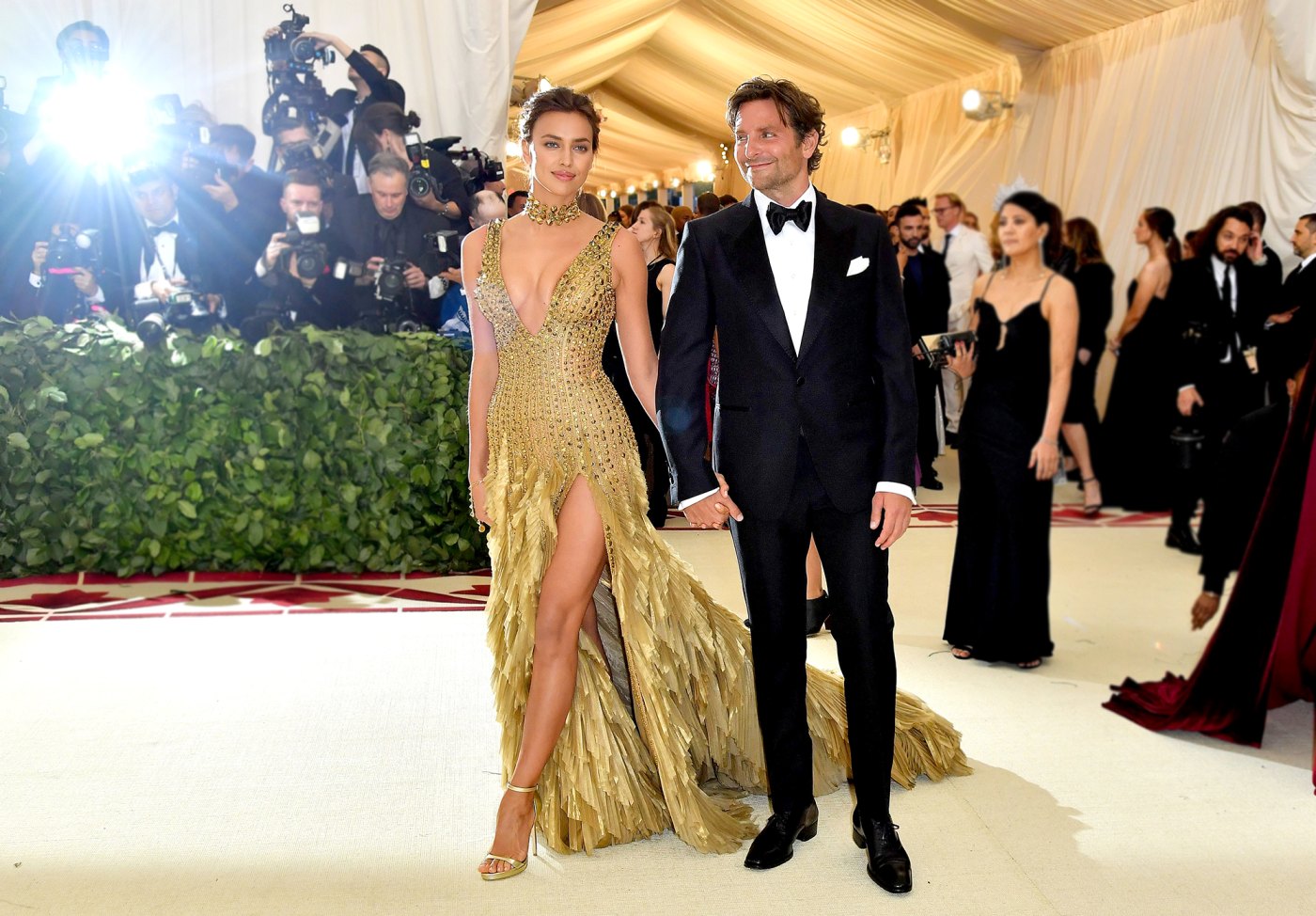 Bradley Cooper Irina Shayk A Timeline Of Their Romance 0950